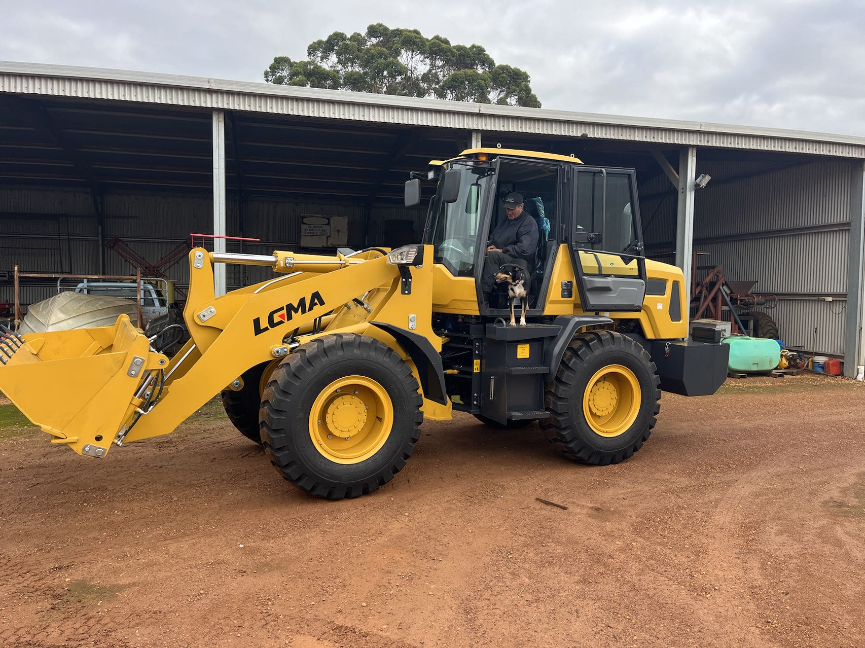 New Arrival Lgma Lm Ton Wheel Loader Delivered To Customer In Perth With Free