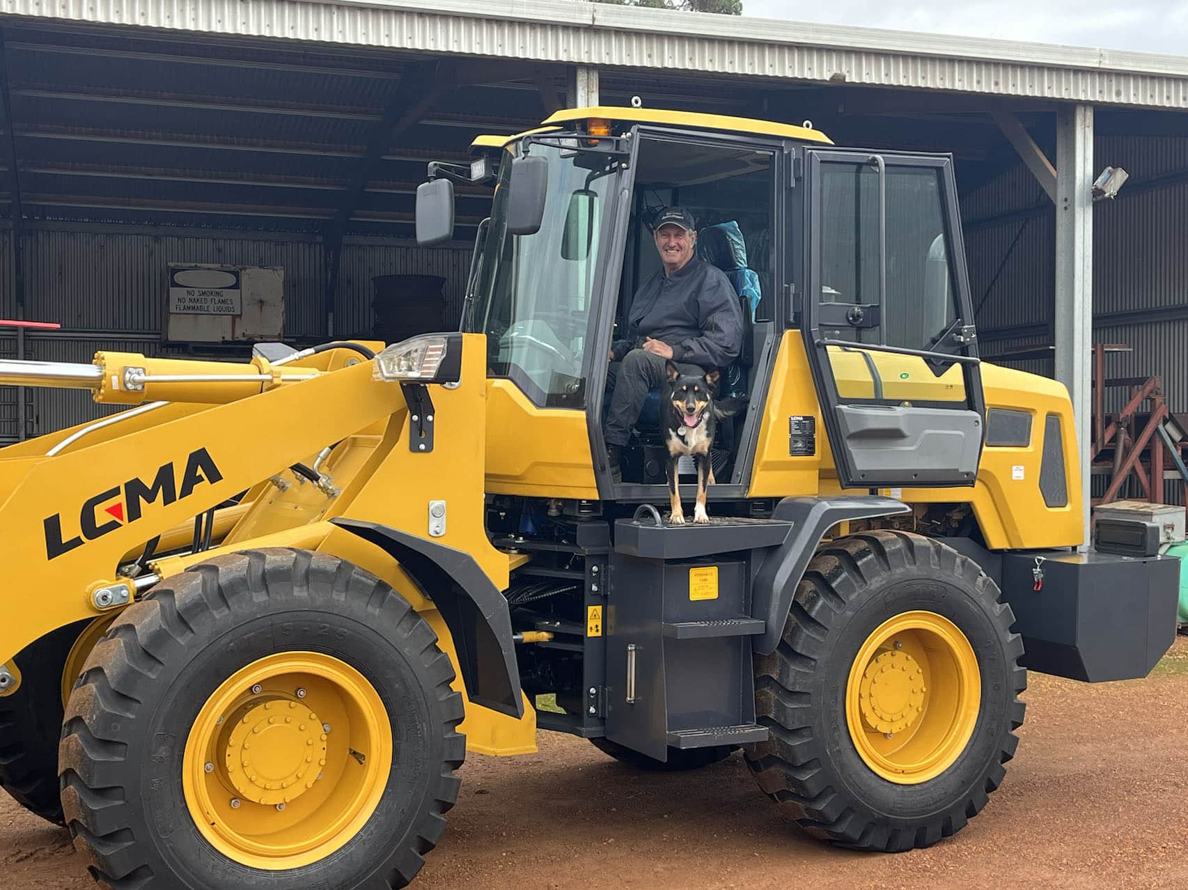 New Arrival Lgma Lm Ton Wheel Loader Delivered To Customer In Perth With Free