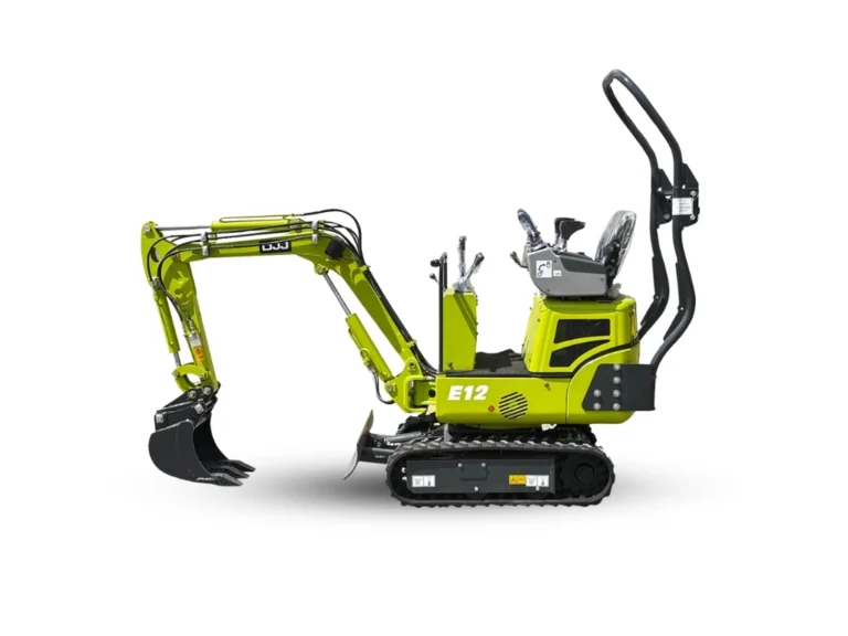 Yuchai E12 mini excavator with bucket and dozer blade, side view