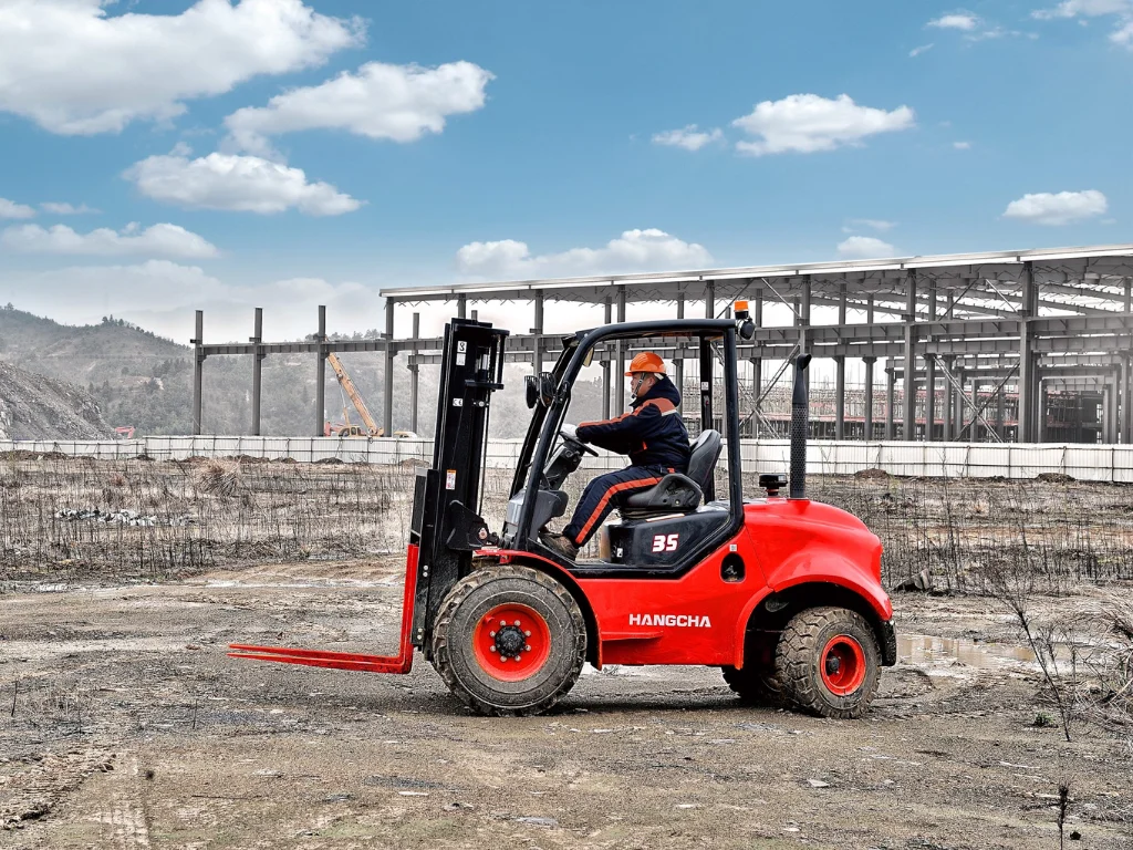 2 5 3 5t Two Wheel Drive High Performance Rough Terrain Forklift 5
