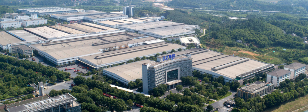Aerial view of Hangcha’s main factory complex surrounded by green landscaping.