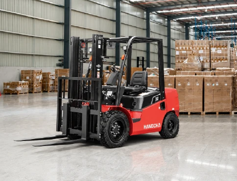 Hangcha A Series diesel and LPG forklift with 1-3.8 t lift capacity, working in a warehouse