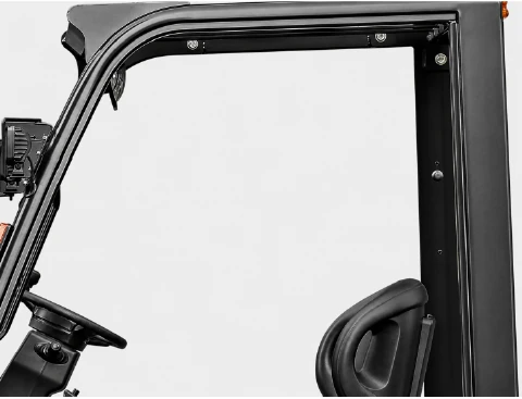 Hangcha XE Series electric forklift with Li-ion technology, 1.5-3.8 t lift capacity, overhead guard and cab detail