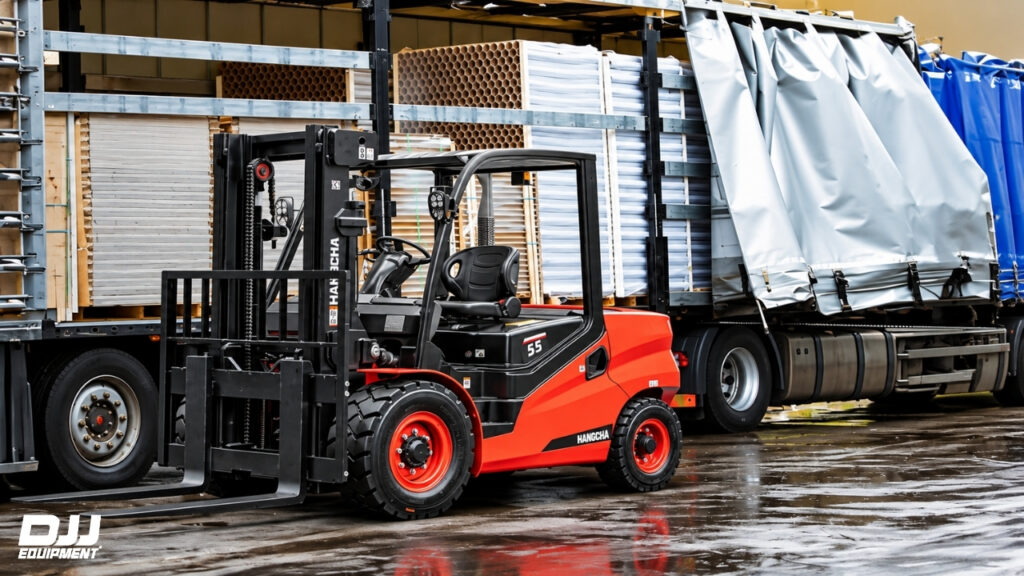 hangcha forklift at the freight and cross-dock depots