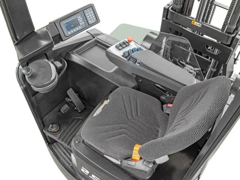 1 4t 2 5t Xc Series Reach Truck Forklift For Sale 6