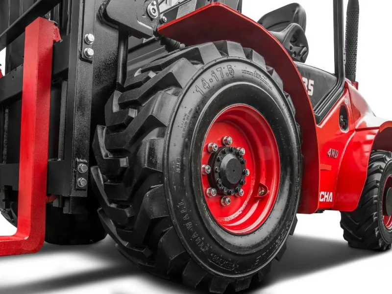 2 5t 3 5t 4wd Rough Terrain Forklift For Sale 4