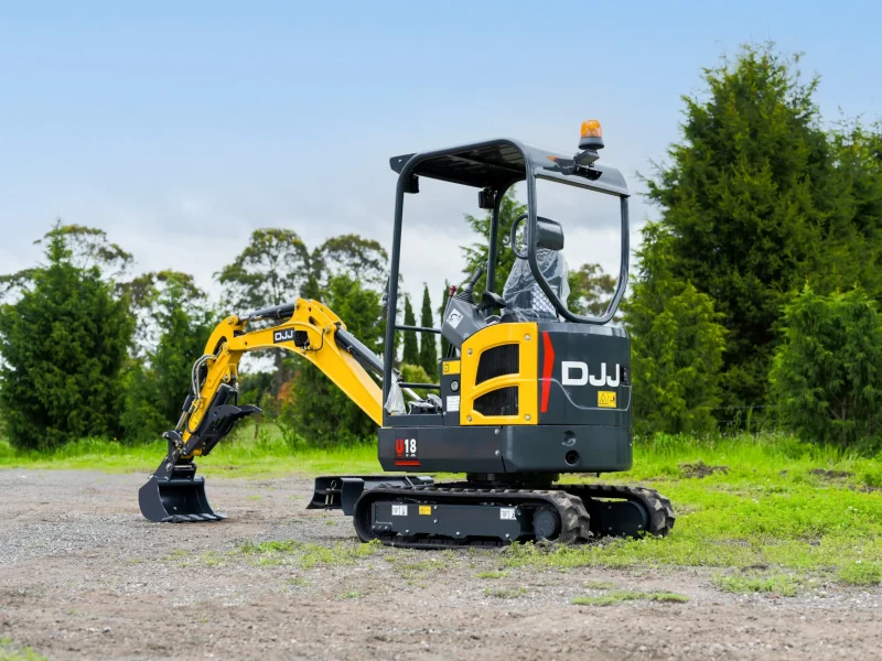 u18 excavator