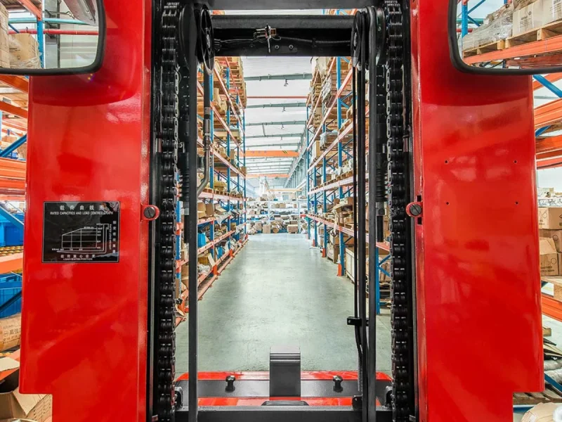 A Series Medium Level Order Picker 4