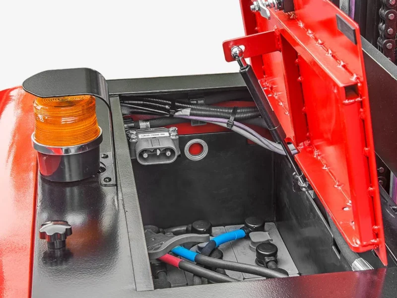 A Series Medium Level Order Picker 6