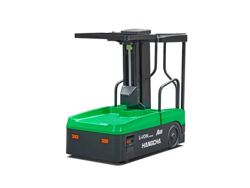 A Series Storage Assist Vehicle Order Picker Whit Background 1