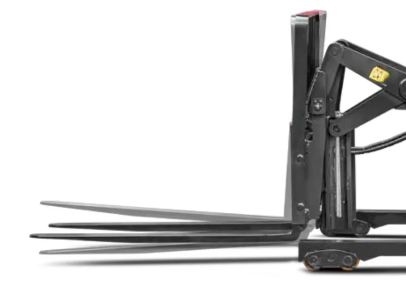 A Series Walkie Reach Stackers 4