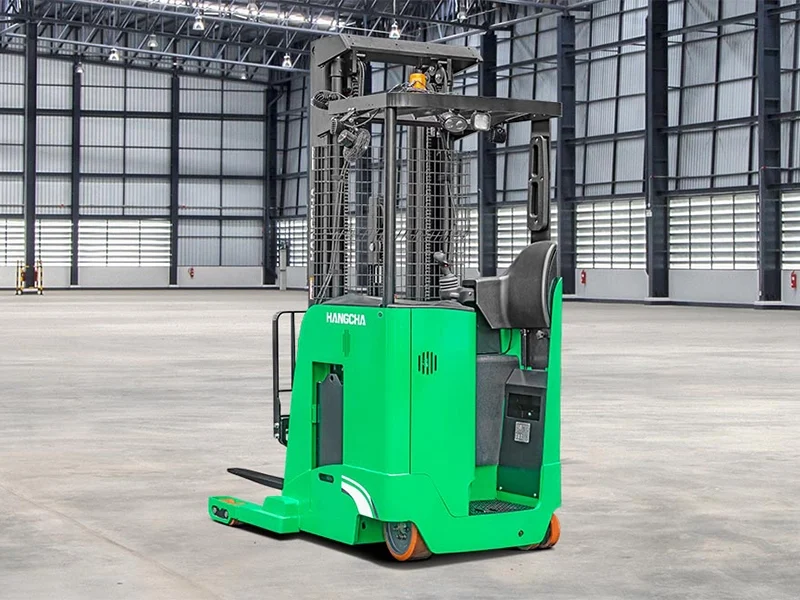 x-series-lithium-ion-narrow-aisle-pantograph-reach-truck-1-4-2-0-t-2